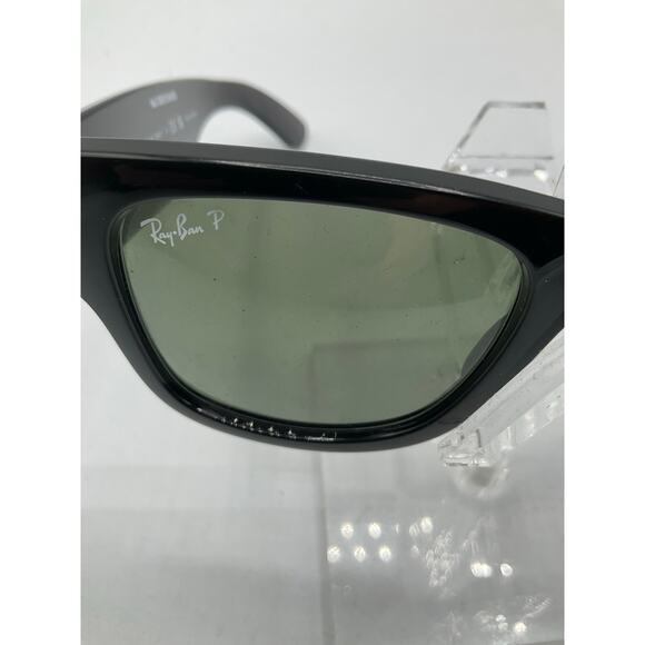 Pre-Owned Ray Ban RB 0840-S Polarized Mega Wayfarer Sunglasses- Black - Picture 5 of 8